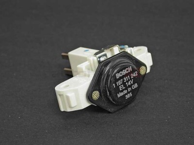BOSCH Voltage Regulator 1197311242 Mercedes Benz E320 C230 R129 SL500 300SD S500