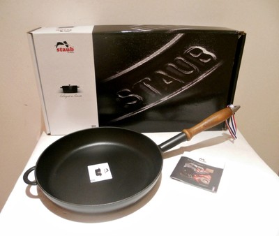 staub gusseisen pfanne