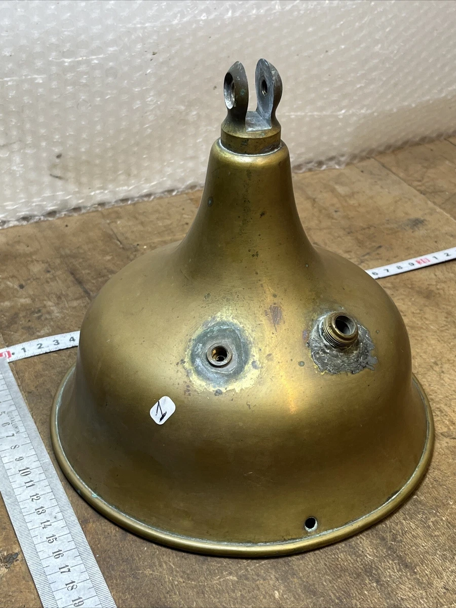 Pièces de lampes anciennes - France