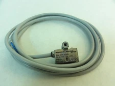 203284 New-No Box; Turck BIM-IKT-AD4X Proximity Sensor; 10-65VDC; 100mA