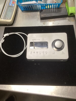 Universal Audio Apollo Heritage Edition Audio Interface with Thunderbolt 3 Cable