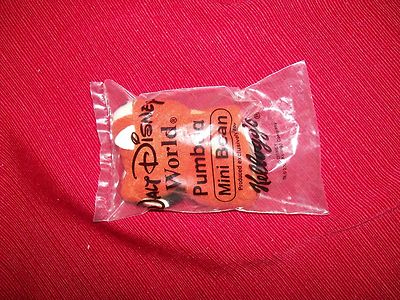 2001 Kellogg's Walt Disney Lion King Pumbaa Mini Bean Plush doll toy