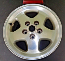 Decent Used 16 Jaguar Xjs 95 5 Spoke Wheel Mhc6113d Some Scratches