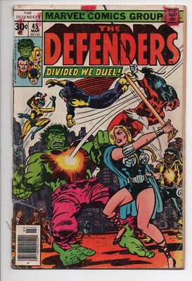 The Defenders 45 Marvel Comic Book 1976 Divided We Duel Hulk Cover