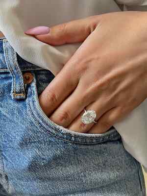 RARE D Color VVS2 Clarity 4 Ct IGI Certified Oval Cut Lab Grown Diamond Ring