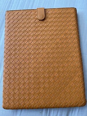 ボッテガベネタ　iPad ケース s-l400.jpg