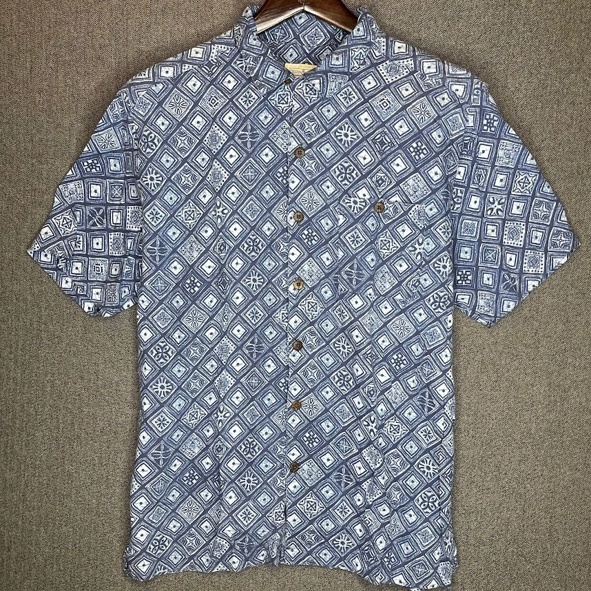 Ocean & Coast Button Shirt Mens L Blue Geometric Print Short Sleeve Casual
