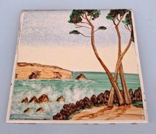 Antike Kunstvoll handbemalte Keramik Fliese mit K&uuml;stenlandschaft um 1860