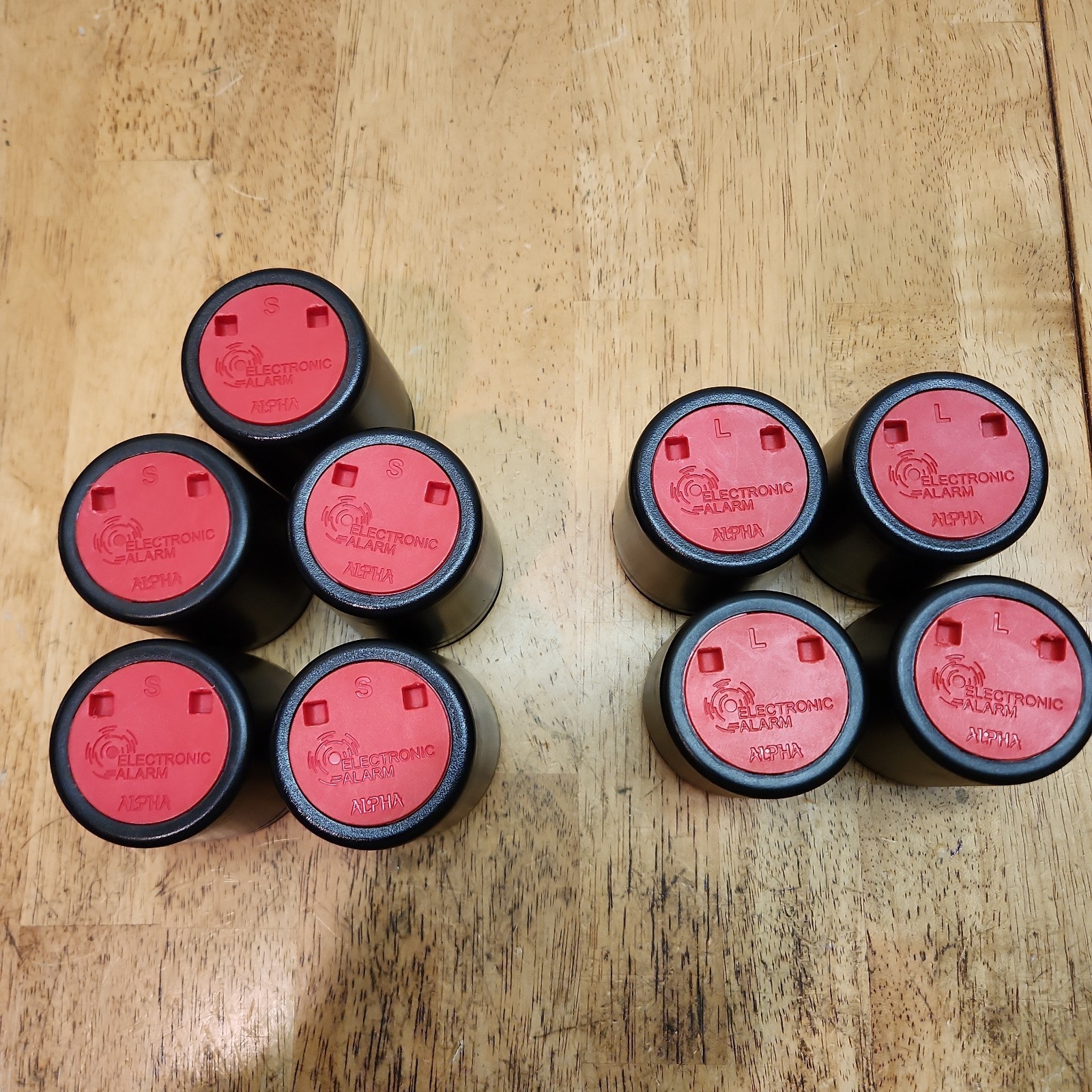 9 BOTTLE CAP LOCKS ALPHA LIQUOR KEEPER SECURITY ALARM 5 Small 4 Large Used