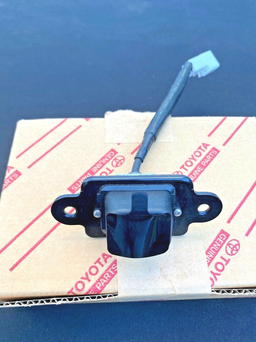 NEW OEM 2004 2005 2006 Lexus LS430 Rear View Back Up Camera