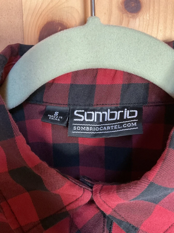 Camisa de montar Sombrio Schwinn para mujer roja ciclismo cuadros botones a presión talla pequeña Foto 3 de 4