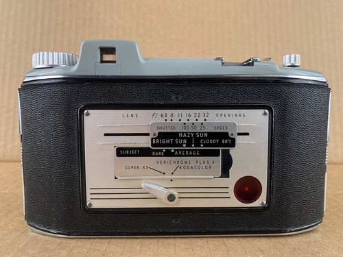Vintage Kodak 620 Camera Tourist Camera Leather Case Untested - Picture 8 of 19