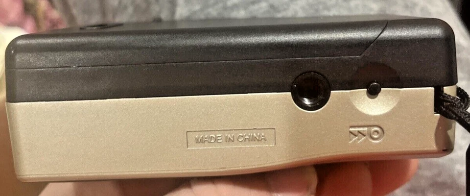 Cámara fotográfica Vivitar PN2011 Point & Shoot 35 mm, panorámica/normal sin enfoque Foto 3 de 4