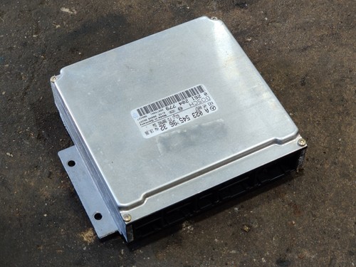Mercedes-Benz E-Klasse W210 E280 ECU Motorsteuergerät A0235459632