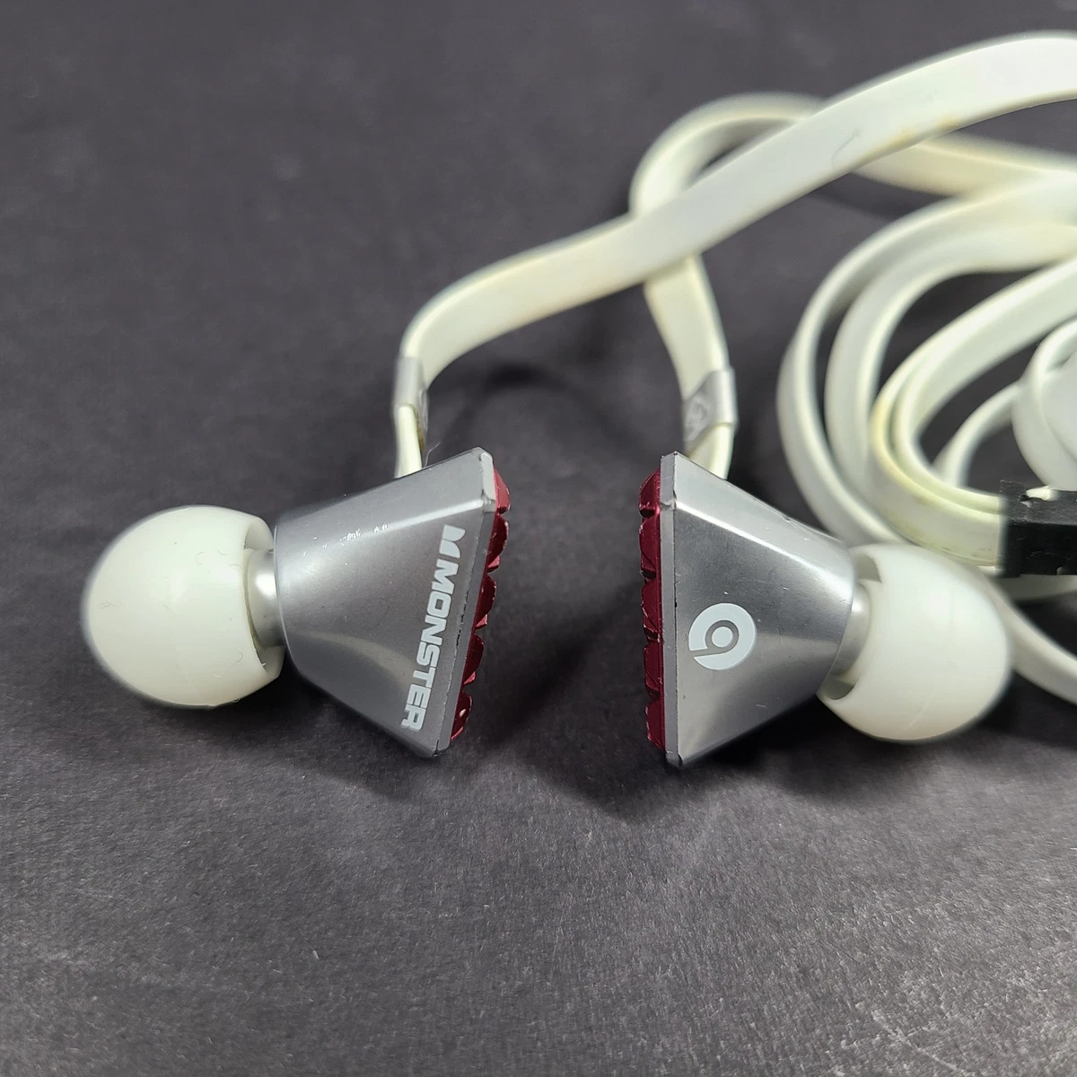 Beats by Dr. Dre Lady Gaga Heartbeats in Ear Headphones White