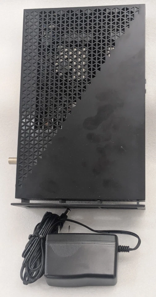 NETGEAR AC1750 C6300v2 Cable Modem / Router 2.4G and 5.0G WIFI Combo - Image 4 of 4