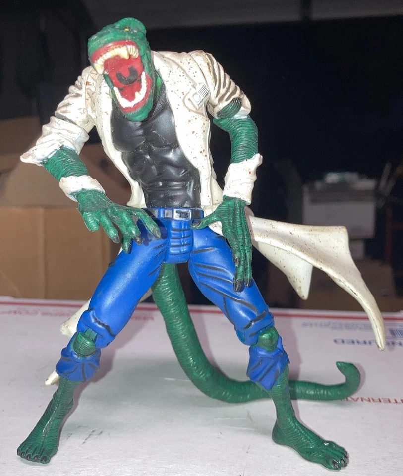 Экшн-фигурка MARVEL Spider-Man LIZARD Classic Lab Coat 6 дюймов Legends Toy Biz - Изображение 2 из 4