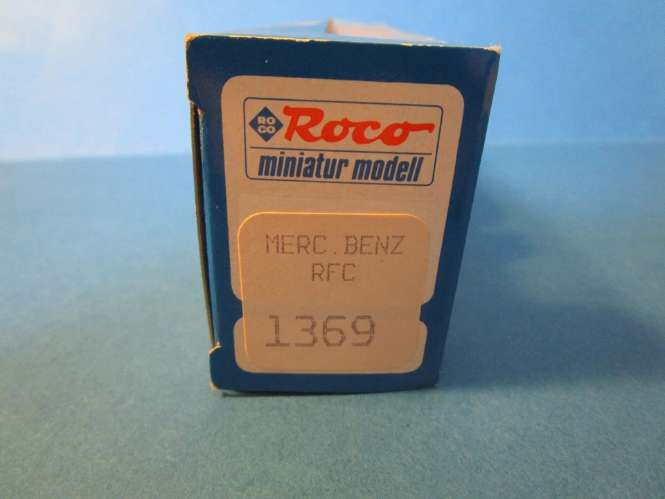 Roco H0 Nr. 1369 - Feuerwehr Mercedes Benz MB SRF Rosenbauer mit Ladekran - Bild 4 von 4