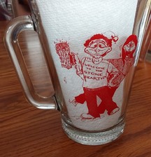 Wisconsin Badger Beer Pitcher GLASS Stone Hea...