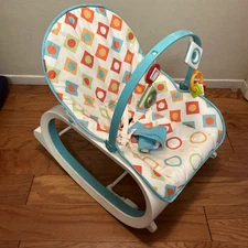 Fisher-Price Geo Diamonds Infant-to-toddler Rocker CMP83 Baby Bouncing Chair