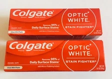 Colgate Optic White Stain Fighter Toothpaste Clean Mint Paste 4.2 oz 2 Pack