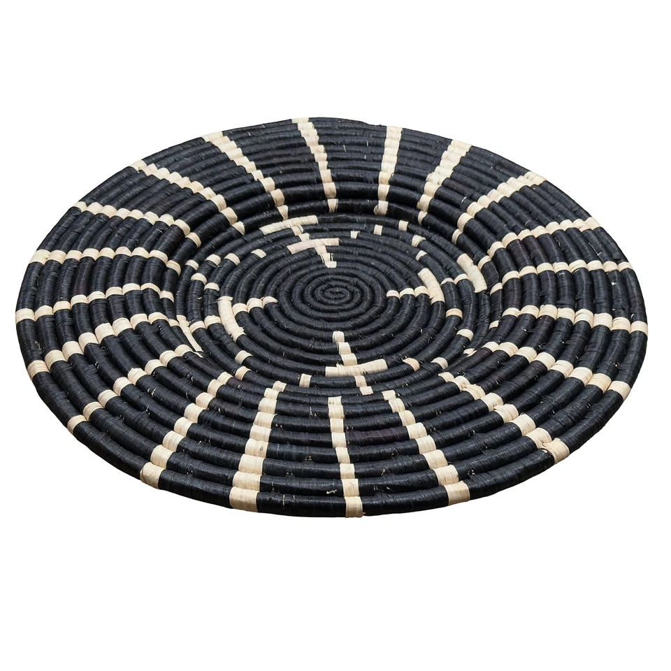 Alfombra de pared tejida a mano AfricanRaffia en negro y natural - varios tamaños Foto 2 de 4