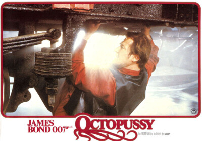 James Bond 007 - Octopussy ORIGINAL Aushangfoto Roger Moore / Maud Adams /K Bedi