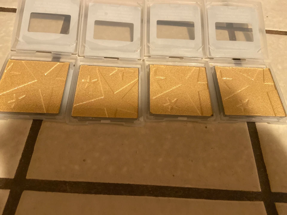 Mary Kay Mineral Shimmer Powder  4 CANARY DIAMOND NEW  020422 WITH FREE COMPACT! - Image 2 of 4