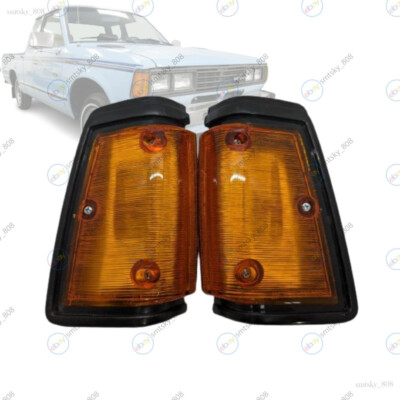 Datsun Nissan 720 Pickup Truck 1980-86 Turn Signal Corner Front Lamp Pair