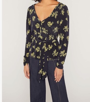 Cinq à Sept Silk Blouse Top $325 Women's Filigree Kiristin Top Size XS Navy