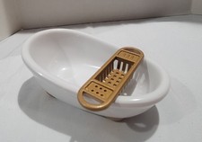 Sylvanian Families Bathtub and Accessory Holder