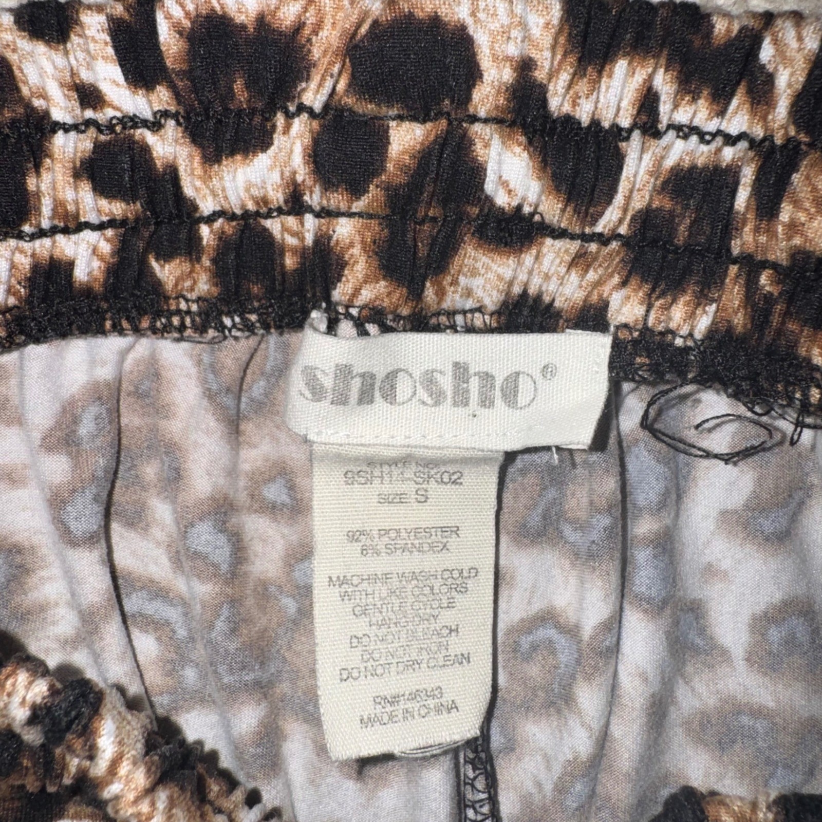 Excellent Condition Super Soft Leopard Animal Pri… - image 2