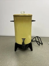 Vintage MIRRO MATIC Electric Percolator Coffee Maker 22 Cup Harvest Gold Works