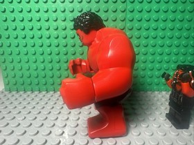 Lego Marvel Red Hulk & She-Hulk Minifigures (Read Description)