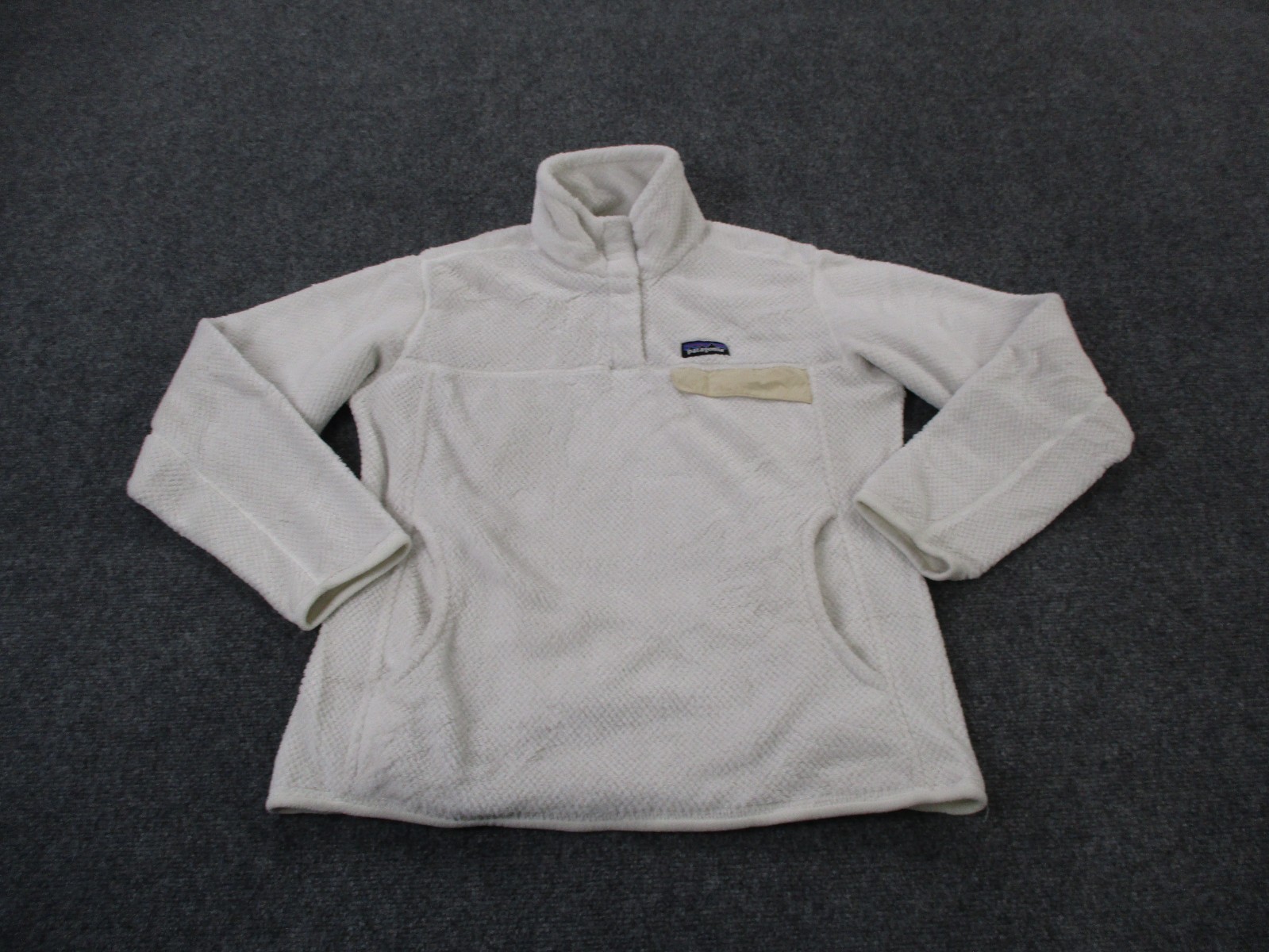 Patagonia Jacket Women L White Snap T Fleece Fuzzy Sweater Outdoor Camping 25442