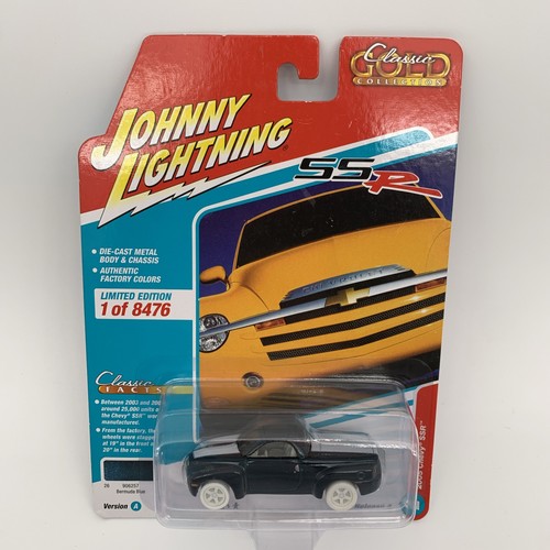 CHASE ! White Lightning ! 1:64 - Classic Gold - 2005 Chevrolet SSR Card Damage