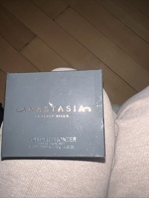 Anastasia Beverly Hills Powder Bronzer  10g Saddle