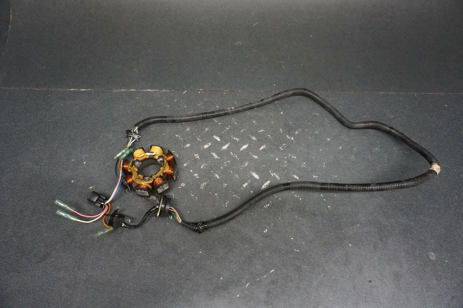 1998-2005 WaveRunner XL XLT GP Yamaha OEM Alternator Generator Stator Ass'y