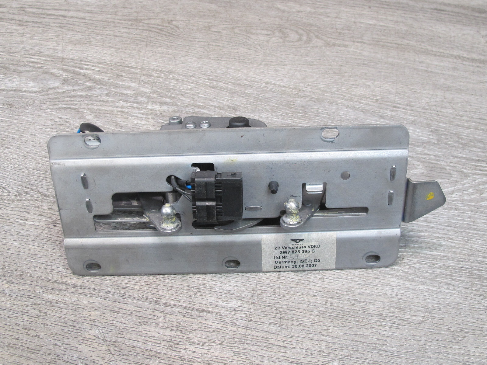 2007-2010 BENTLEY CONTINENTAL GTC CONVERTIBLE REAR TOP ROOF LOCK LATCH MOTOR