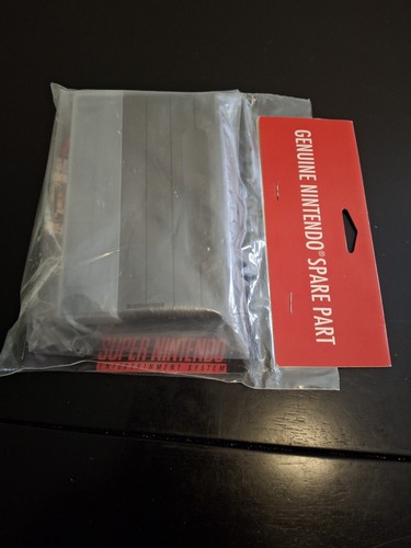 Super Nintendo SNES Jr. Console - Super Mario World 2: Yoshi's Island + Extras - Picture 24 of 24