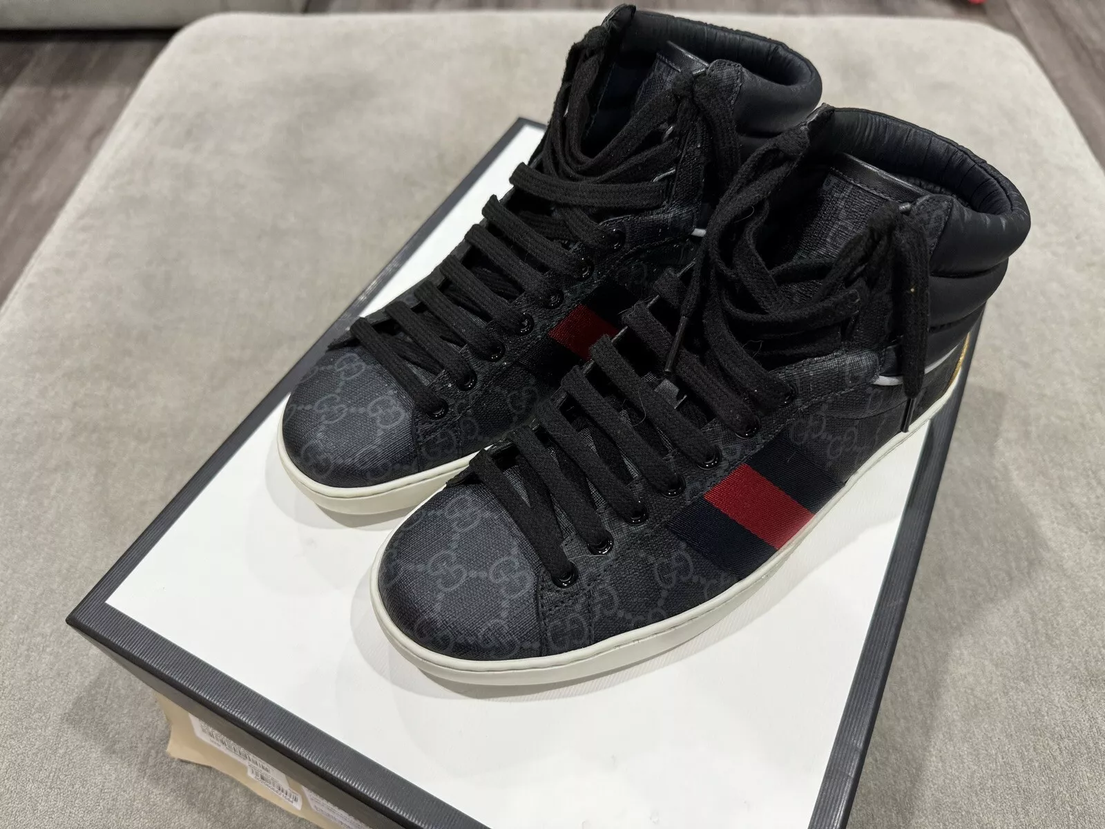 Chaussures haut de gamme Gucci T.GG Supreme