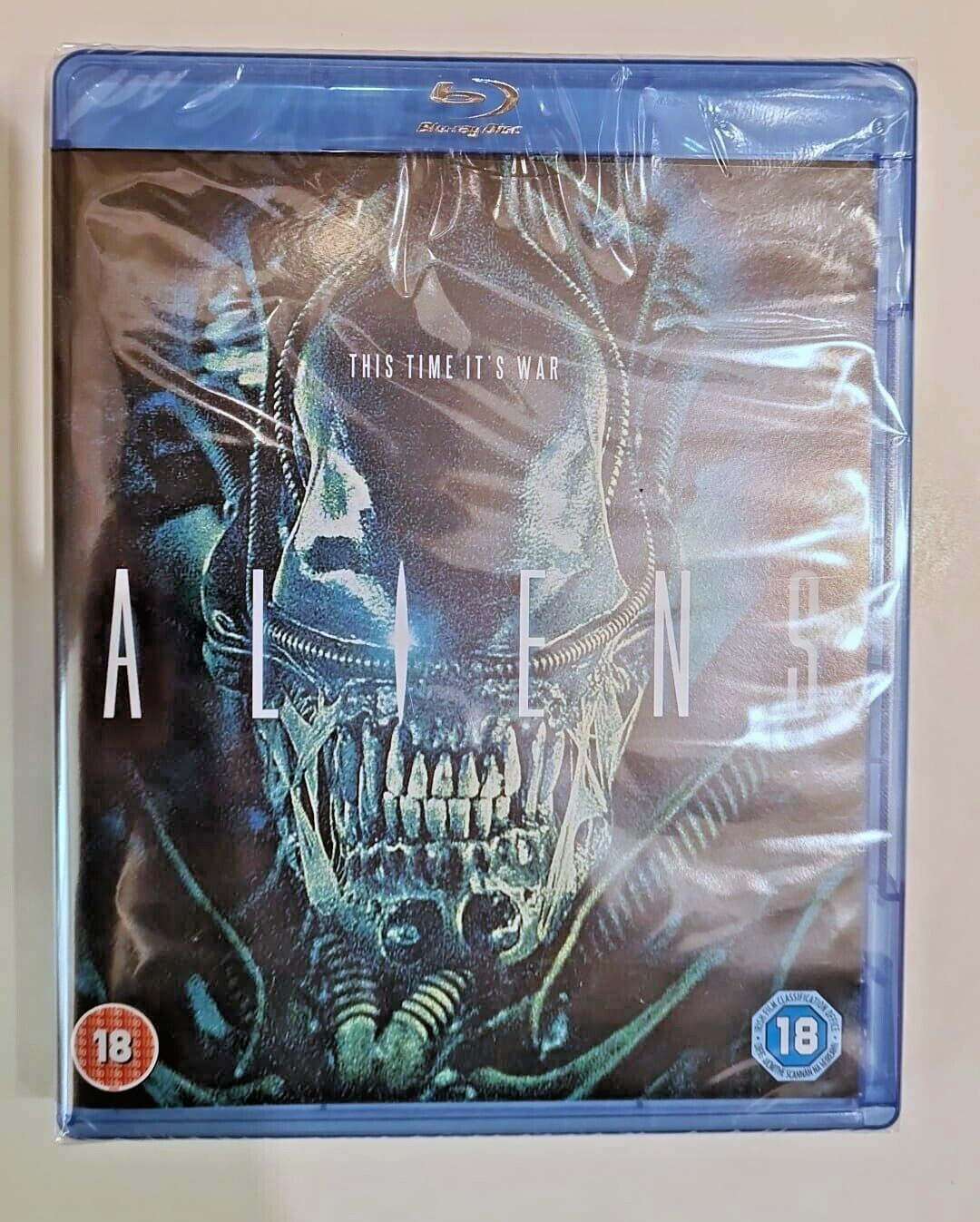BLU-RAY   ALIENS       BRAND NEW SEALED UK STOCK