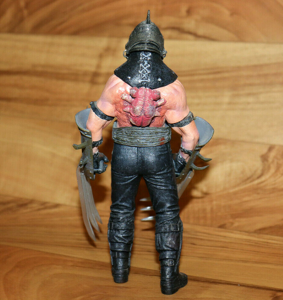Resident evil 4 Garrador Action Figure Neca 2 3 5 6 7