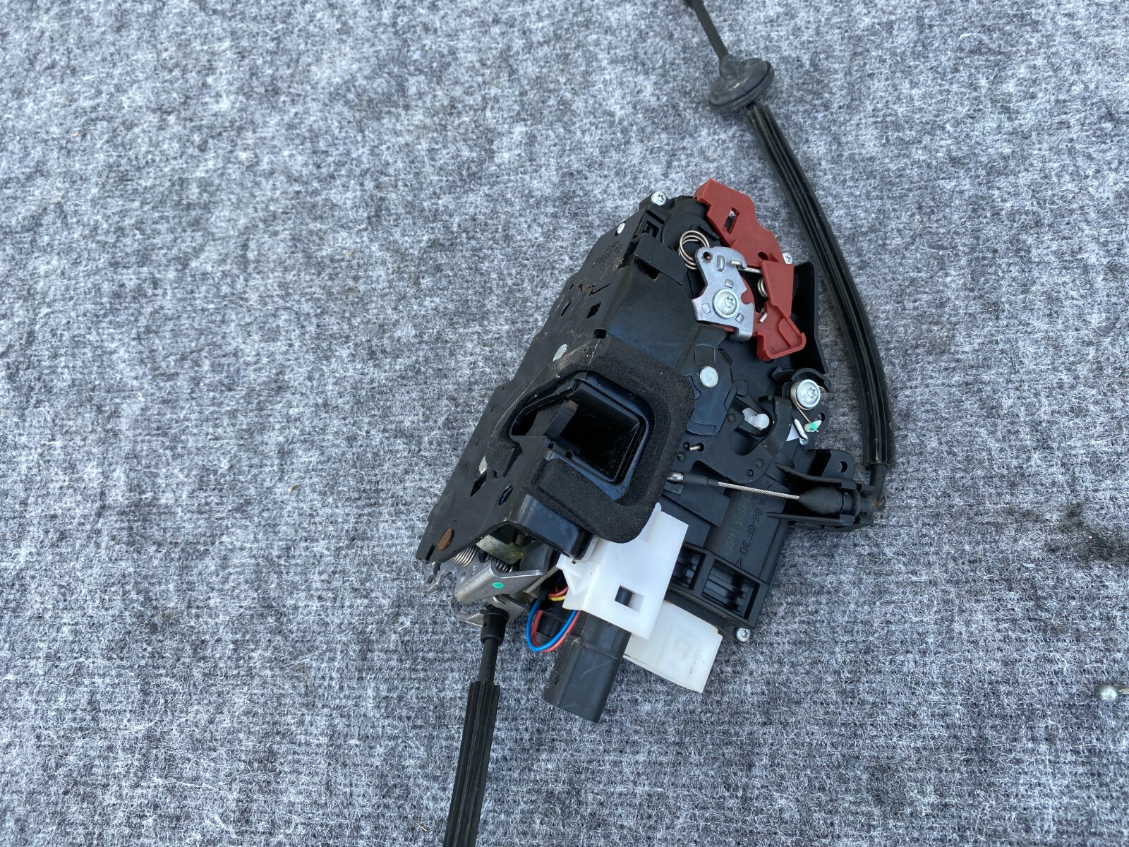 REAR LEFT DRIVER DOOR LOCK ACTUATOR BENTLEY CONTINENTAL FLYING SPUR (06-12) OEM