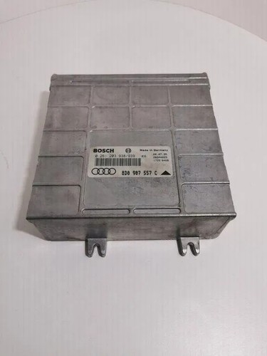 AUDI 100 4A, C4 Motorsteuergerät ECU 0261203938 8D0907557C 1.80 Petrol 31508082