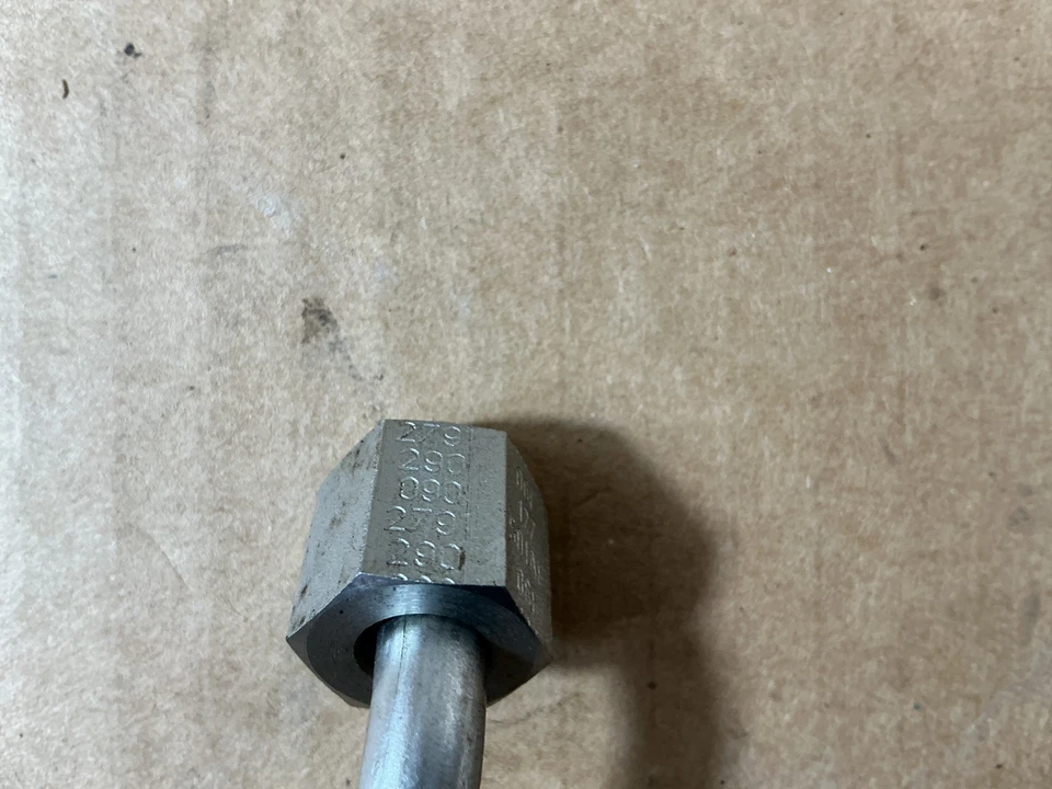 2005 - 2008 奥迪 A4/A3/TT/BPY/BPG/BWT/FSI/2.0T 燃料分销商线原始设备制造商 — 第 4/4 张图片