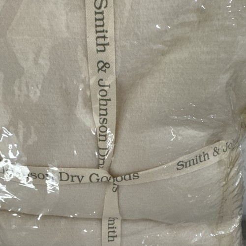 New Smith & Johnson Dry Goods Cashma Soft Blanket Natural Fleece 50" by 60" - Picture 9 of 13