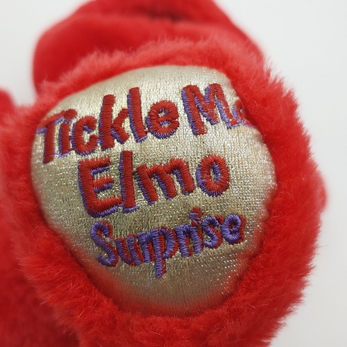 Tickle Me Elmo Surprise Vintage 2000 Talking Plush Stuffed Toy Fisher Price, EUC - Picture 6 of 11