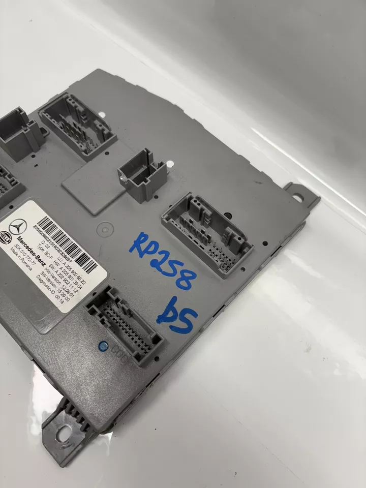 A2059006822 A2059006330 Módulo SAM Delantero Mercedes Benz C300 GLC300 16 18 Foto 3 de 4