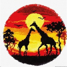 Sunset Safari Latch Hook Kit - Giraffe Round Rug DIY with Crochet Yarn, Needlewo